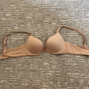 Nude Victoria’s Secret Push-up bra 34 B